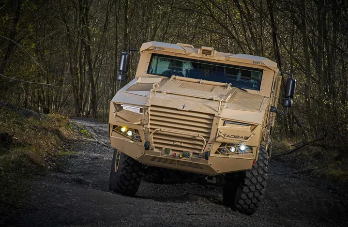 TADEAS 6×6 - Lukáš Taneček Design