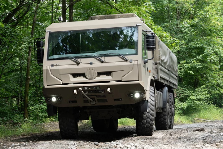 TATRA FORCE Military - Lukáš Taneček Design