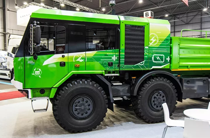 TATRA FORCE e-Drive Hybrid - Lukáš Taneček Design