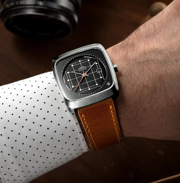 PRIM Elton TV LE  - Lukáš Taneček Design